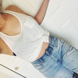 HOLLISTER Simple White Tank Top